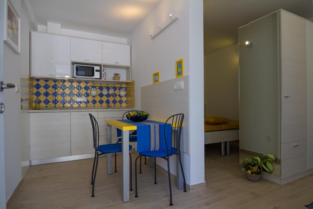 Apartments Sarc Rovinj Quarto foto